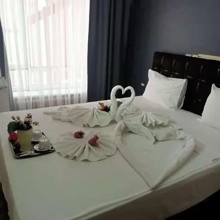 Cesmeli Hotel *