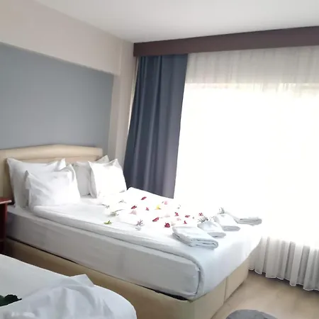 Hotel Cesmeli