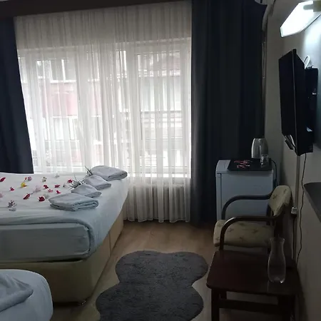 Cesmeli Hotel *