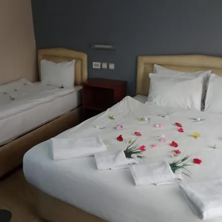 Hotel Cesmeli